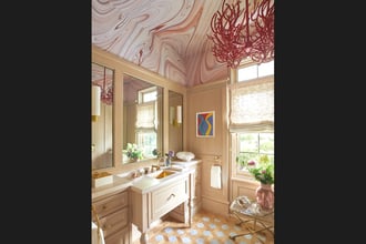 We live for a ceiling installation and this Flavor upper delivers!! Cheers to interior design darling and FP friend Ellen Hamilton of Hamilton Design Associates Inc. for being bold and looking to Mars to add mesmerizing movement to this Hamptons powder room. Big love to photographer Francesco Lagnese for capturing the magic!