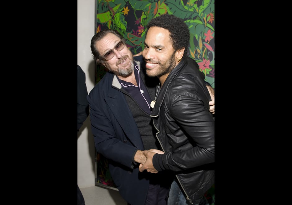 Julian Schnabel & Lenny Kravitz clown around in front of Feroz at the Flavor Paper Flavorismo party