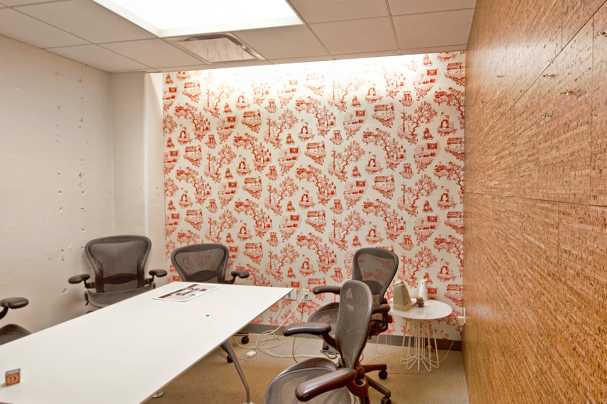Chinatown Toile - Soft Red
