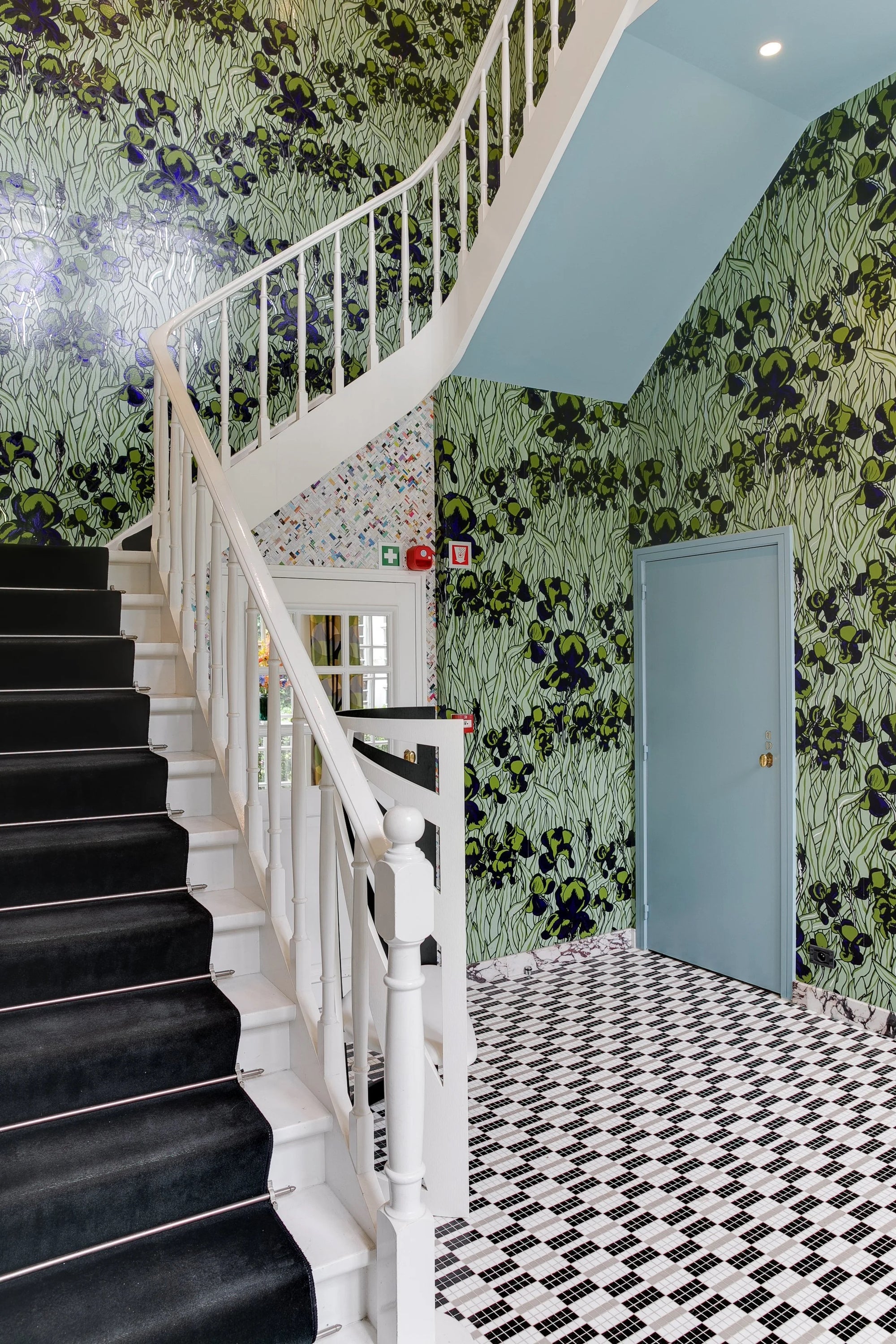Interior Design by Animalick Designs
Photo by Esther Scherpenzeel