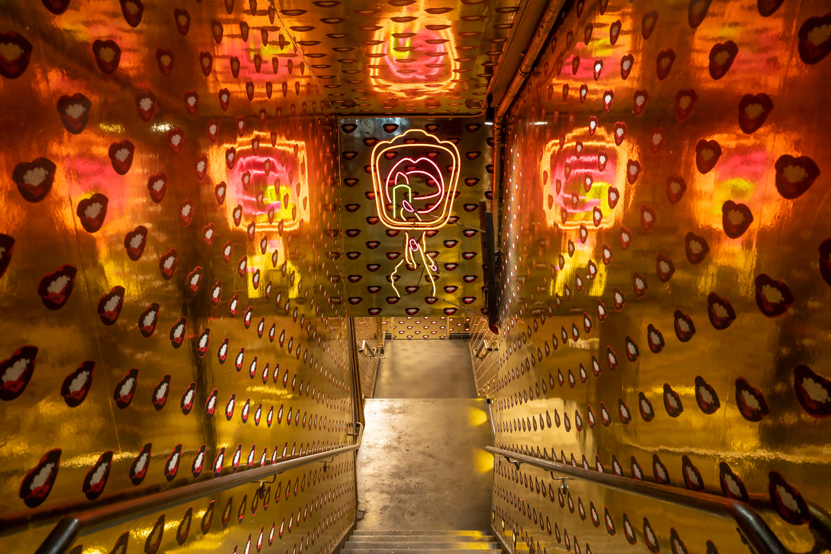 Marilyn's Lips - Gold