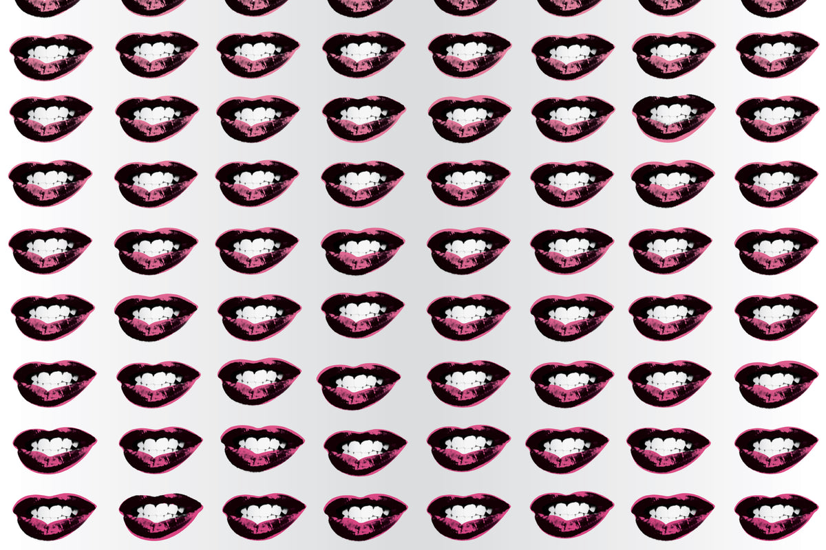 Marilyn's Lips - Grey Fade