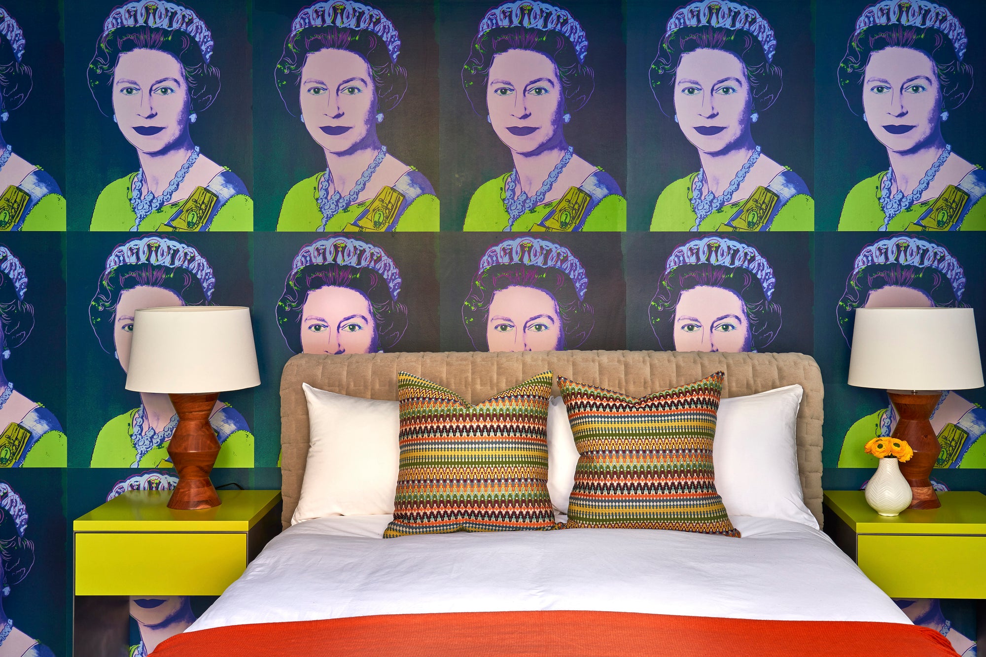 Queen Elizabeth - Teal