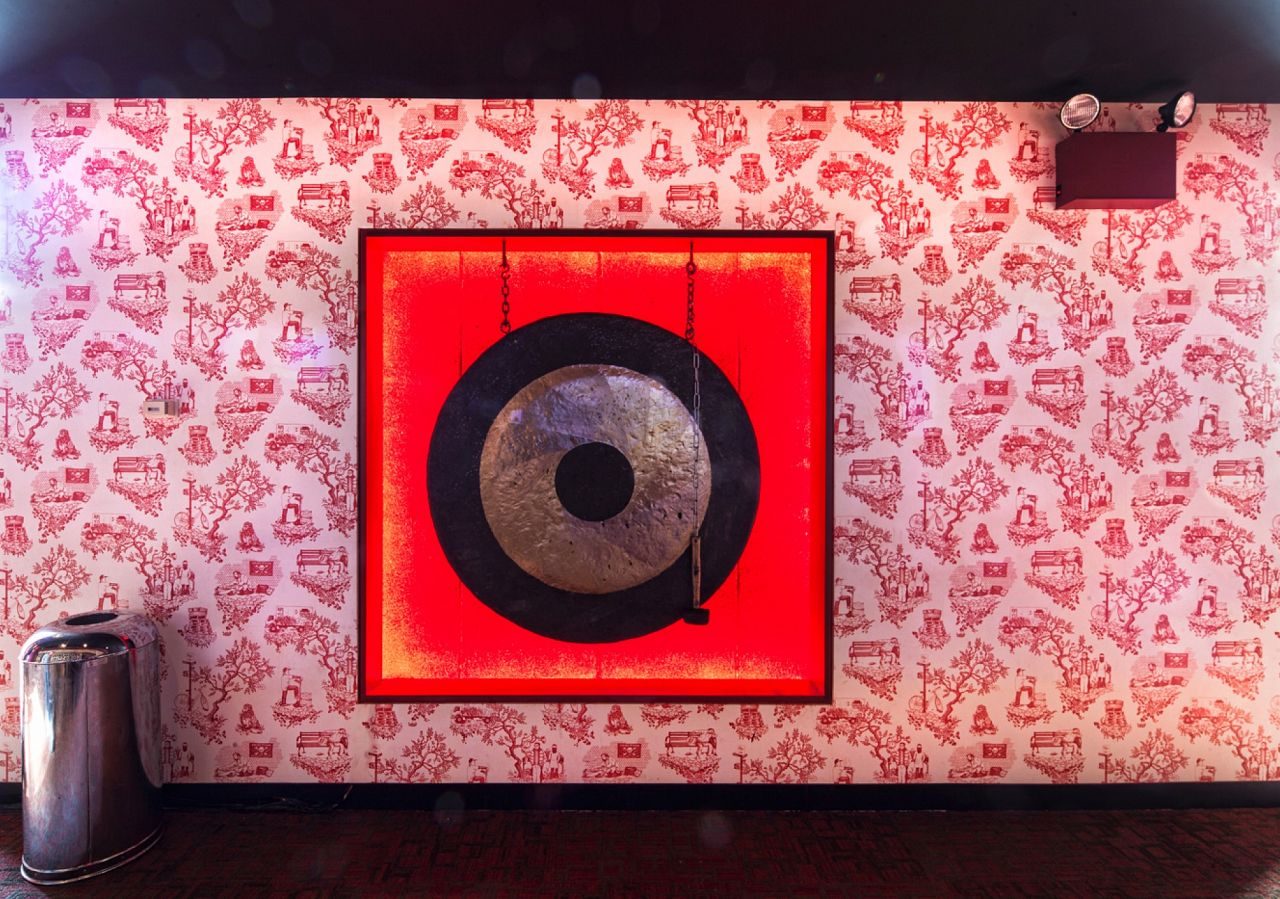 Strike the gong for Chinatown Toile